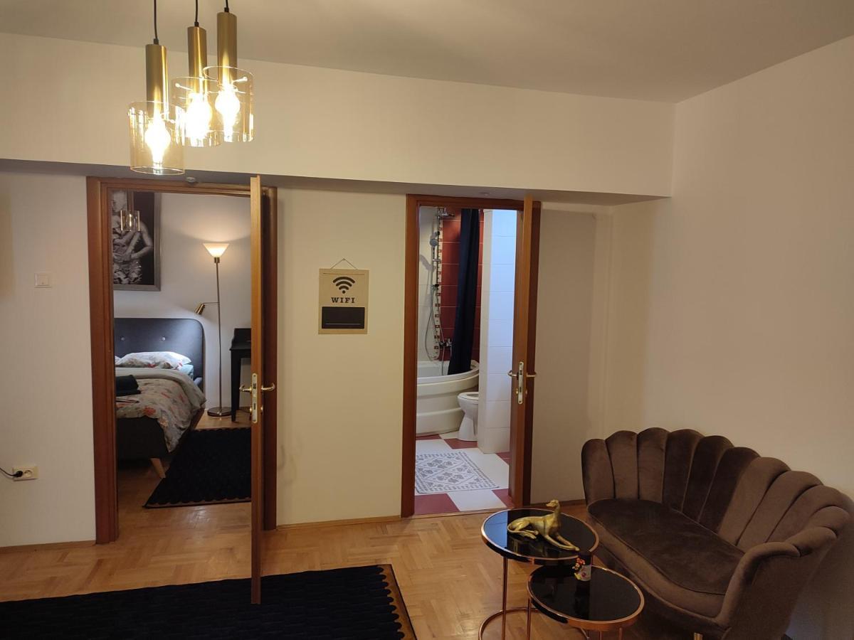 Historic Center Residence 2 Bukarest Kültér fotó